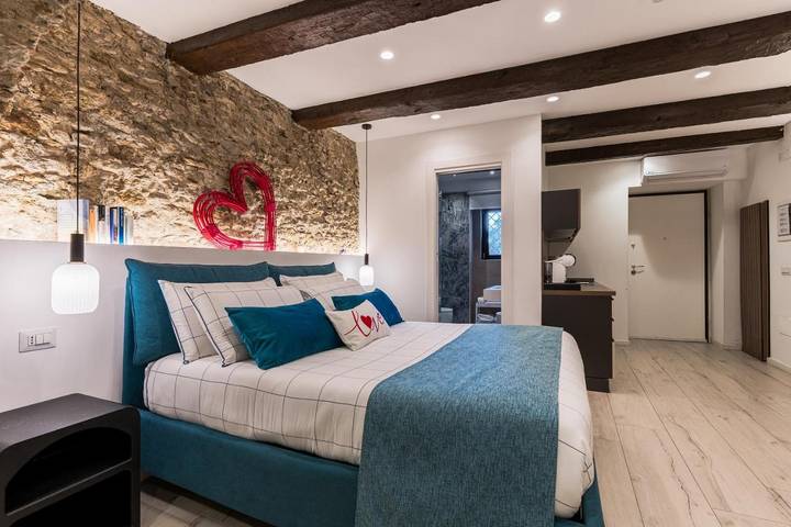 Casa vacanza per 4 persone, con terrazza e panorama, con animali domestici a Crotone