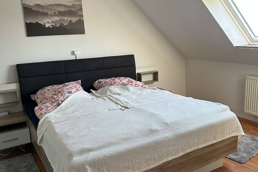Ganze Wohnung, Ferienwohnung Haren /Ems für bis zu 6 Personen in Schloss Dankern, Haren (Ems)