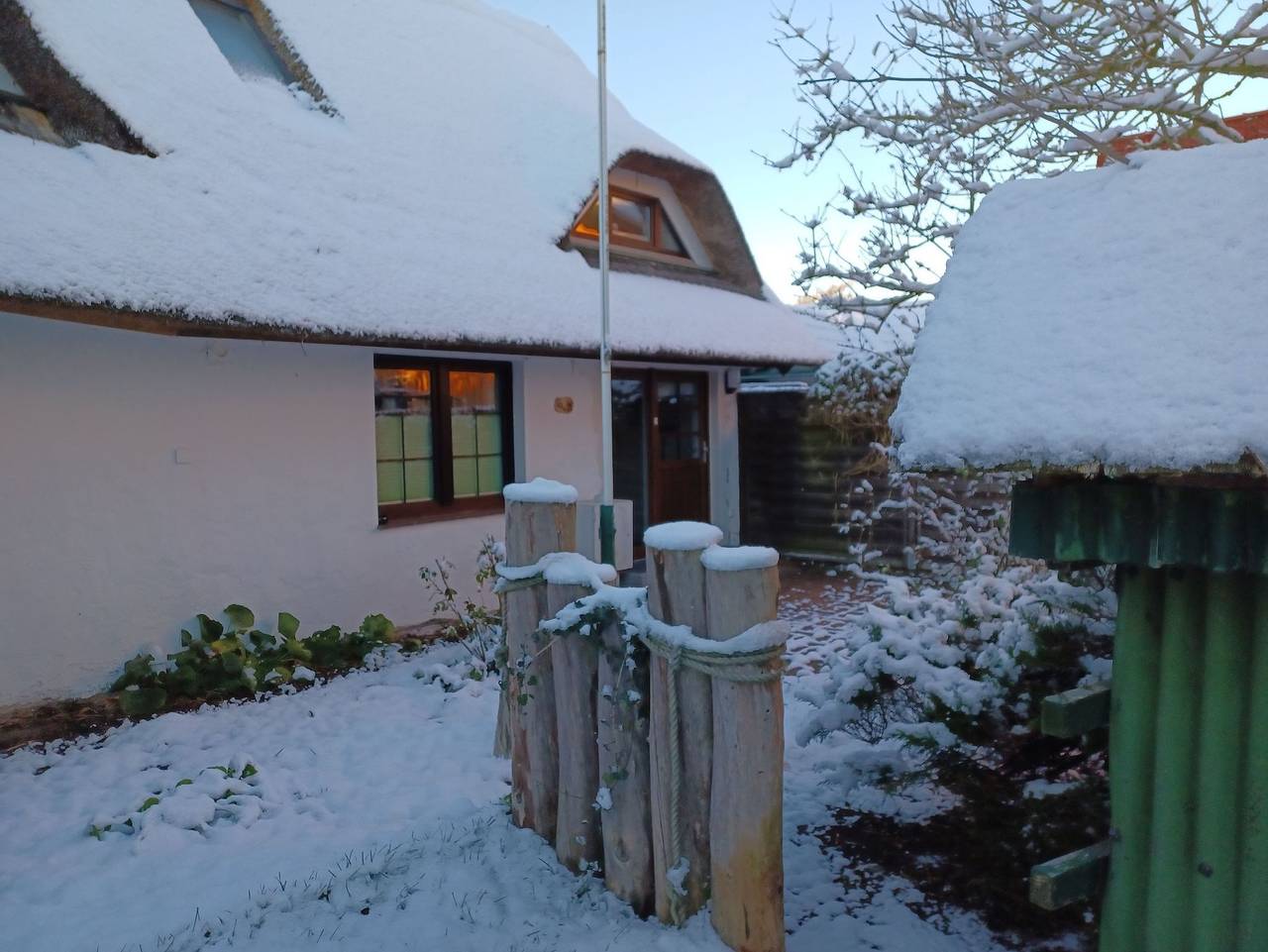 Ganze Ferienwohnung, Haus 1795 Schwalbennest - Haus 1795 Schwalbennest in Wustrow, Fischland