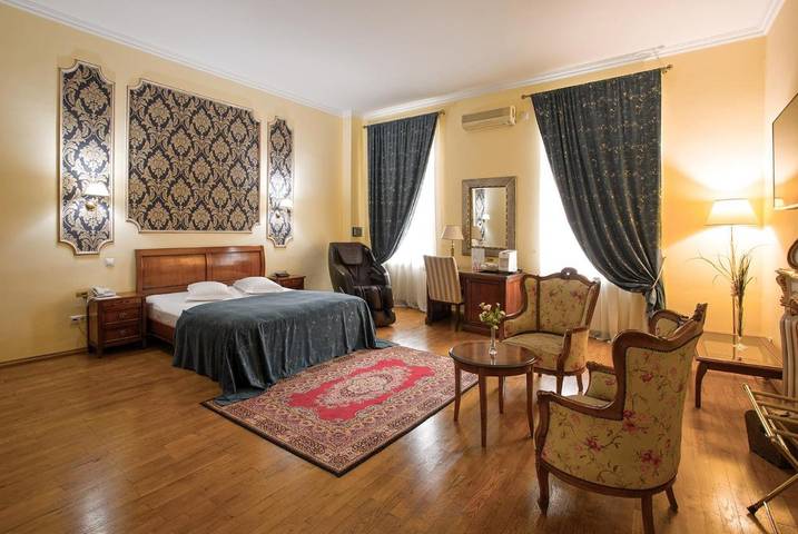 Hôtel pour 4 personnes, avec jacuzzi et jardin dans Deva (Roumanie) - 4