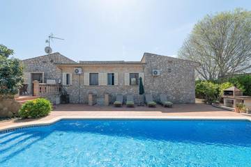 Villa in Inca, Mallorca Inselmitte für 4 
