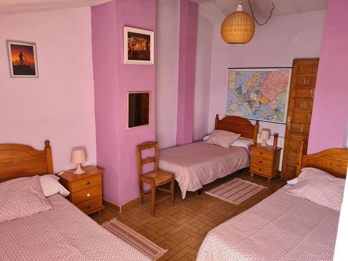 Casa de familia para 2 personas, con Terraza además de Jardín y Vistas en Serranía de Guadalajara - 3
