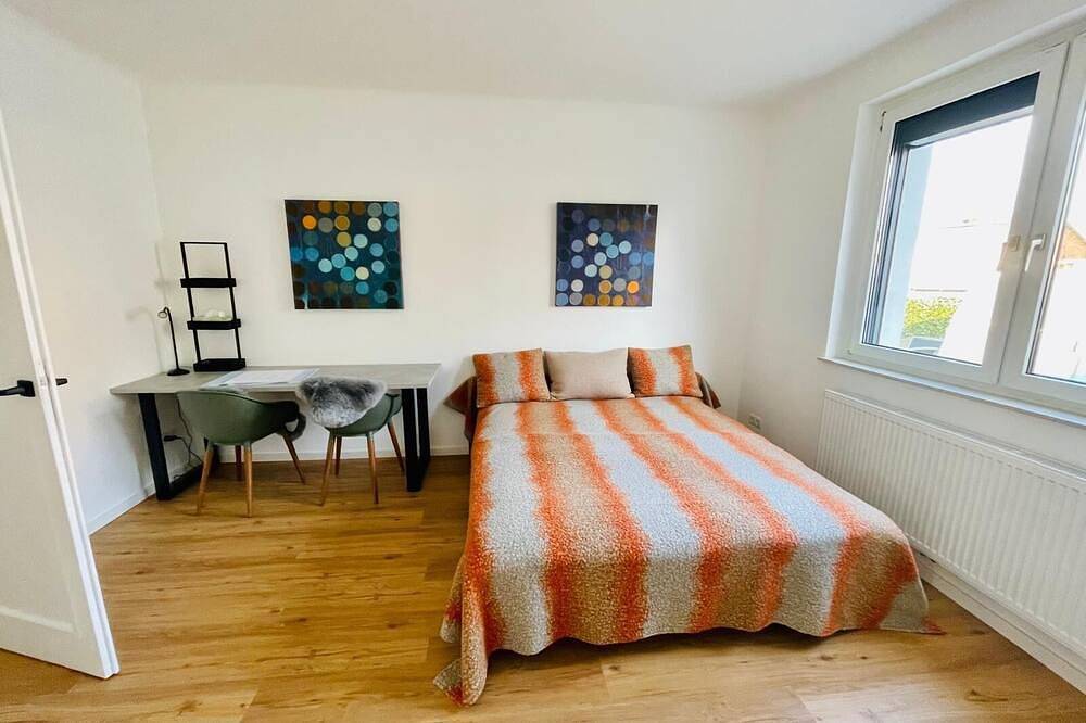 Haus mit Garten und Pool in Wien Donaunähe. Ruhelage. Mitten im Freizeitgebiet in Floridsdorf, Wien