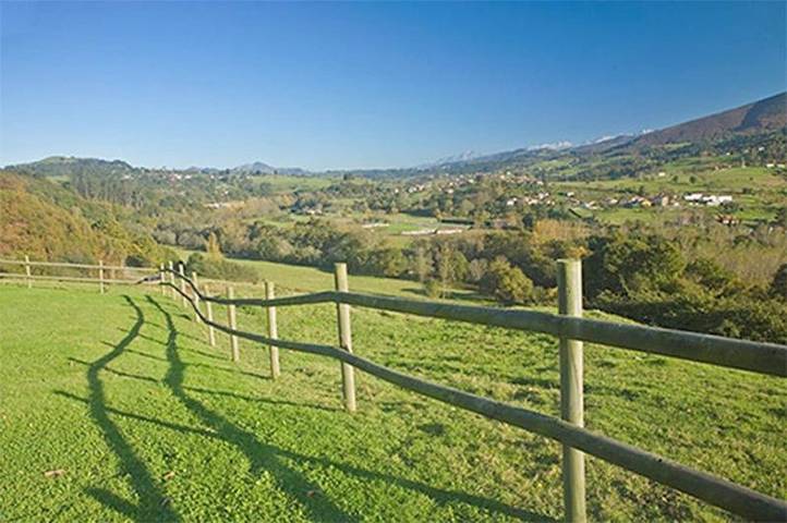 Casa rural para 4 personas, con vistas además de jardín y terraza, Se admiten mascotas en Sierra del Sueve - 4