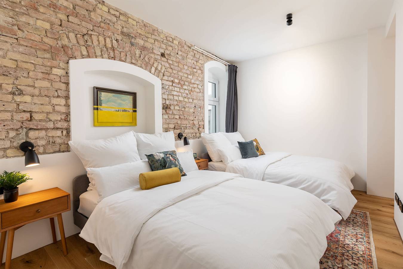 Ganze Ferienwohnung, Industrial Loft Duplex (100sqm) near Antonplatz in Weissensee (Berlin), Berlin