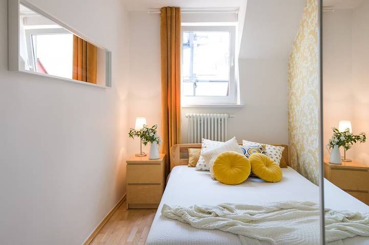 Entire apartment, 2bdr Kazimierz Apartment, great terrace, aircon in Kazimierz, Cracow