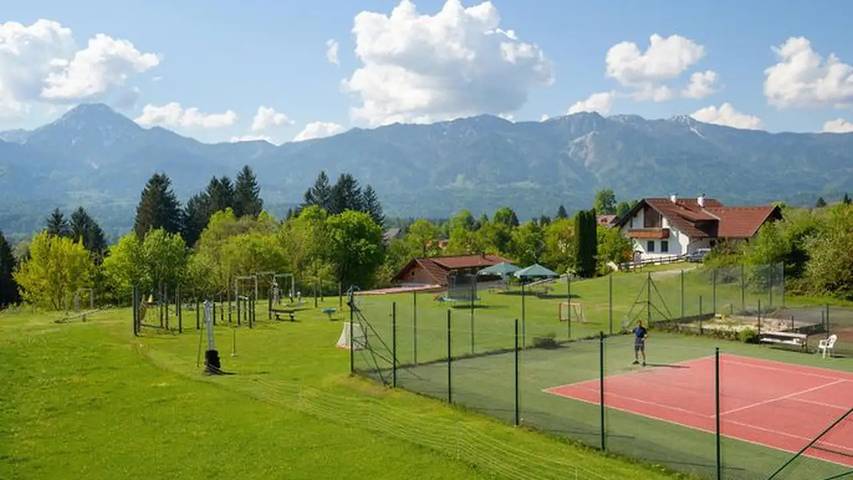 Gîte pour 6 personnes, avec jardin à Villach - 4