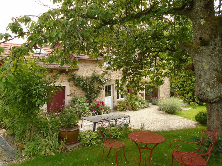 Vakantiehuis voor 7 personen, met Terras en Tuin in Haute-Marne