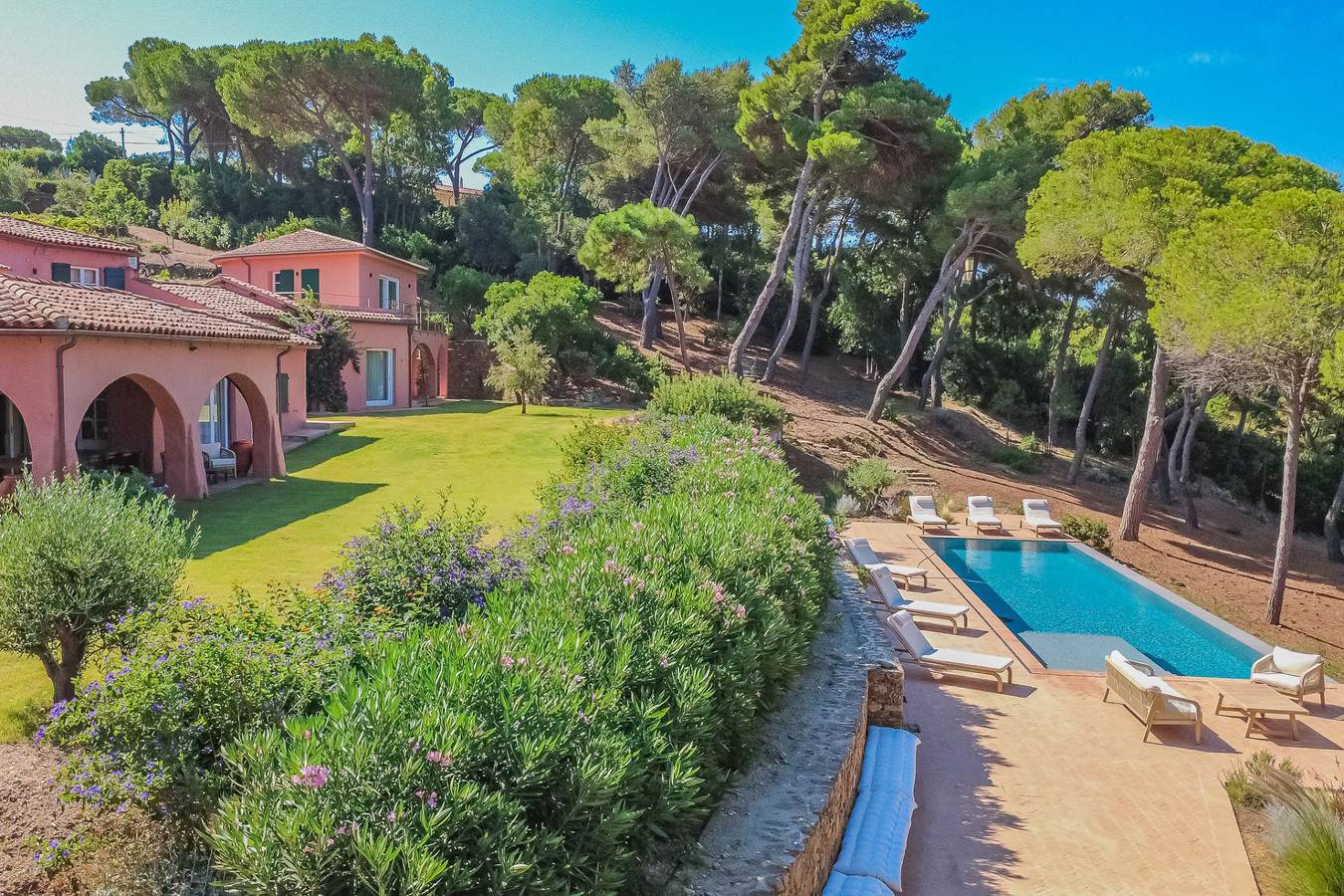 Villa für 14 Personen mit Garten in Morcone, Elba
