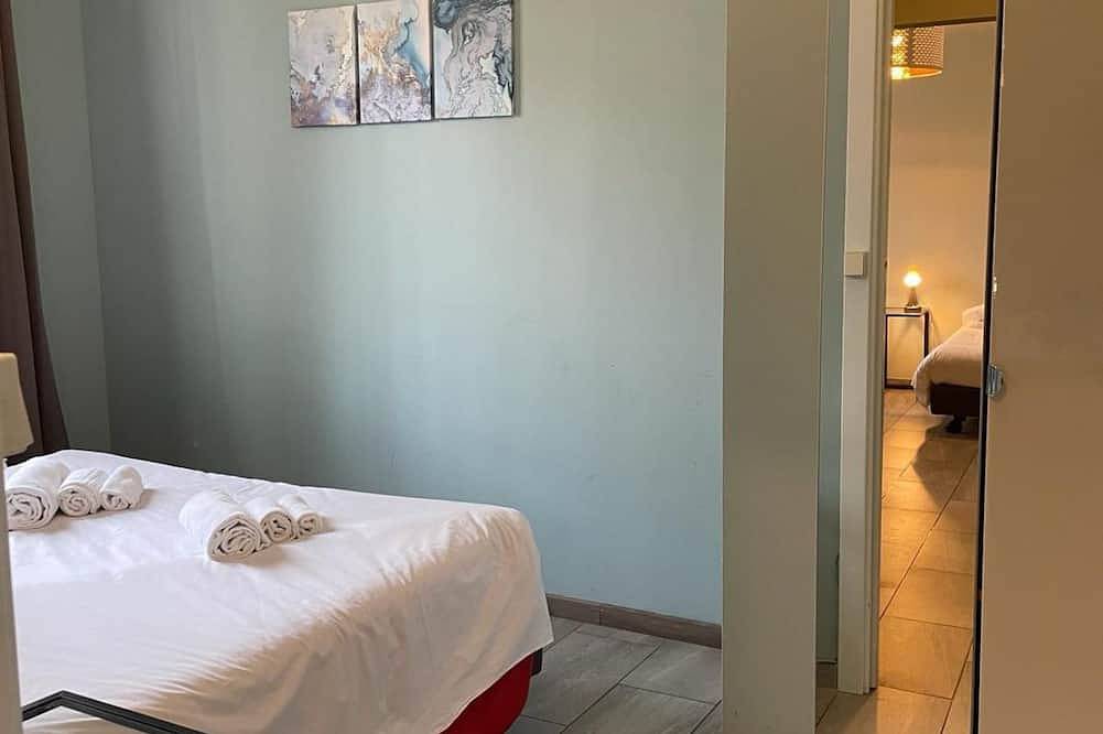 Entire apartment, Bilocale Residence La Red R1 in Rho, Milan Province