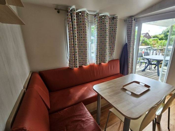 Mobil home pour 6 personnes, avec piscine à Les Grandes-Ventes