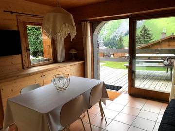 Gîte pour 4 personnes, avec terrasse dans Lac des Confins