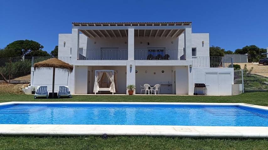 Location de vacances pour 7 personnes, avec piscine ainsi que jardin et vue sur l’océan à Vejer de la Frontera - 2