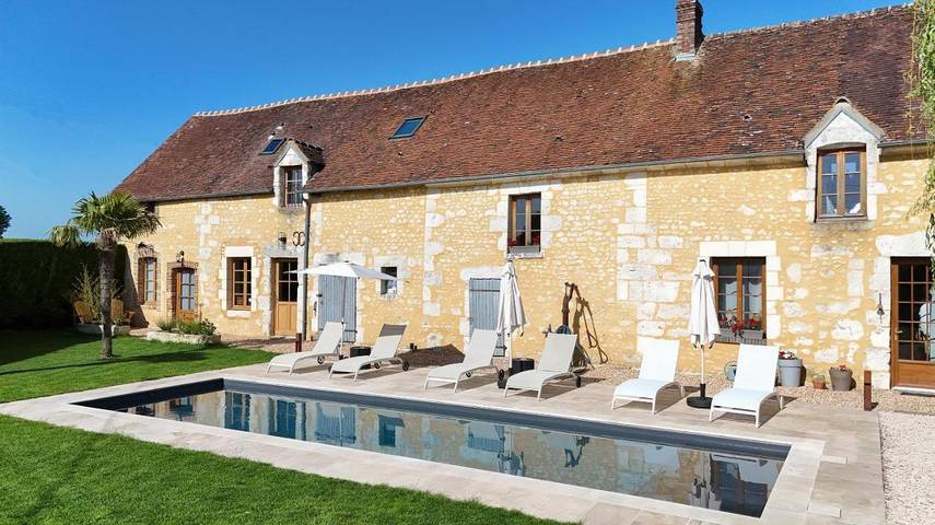 Chambre d’hôte pour 2 personnes, avec Terrasse et Jacuzzi ainsi que Jardin et Piscine à Saint-Mard-de-Réno