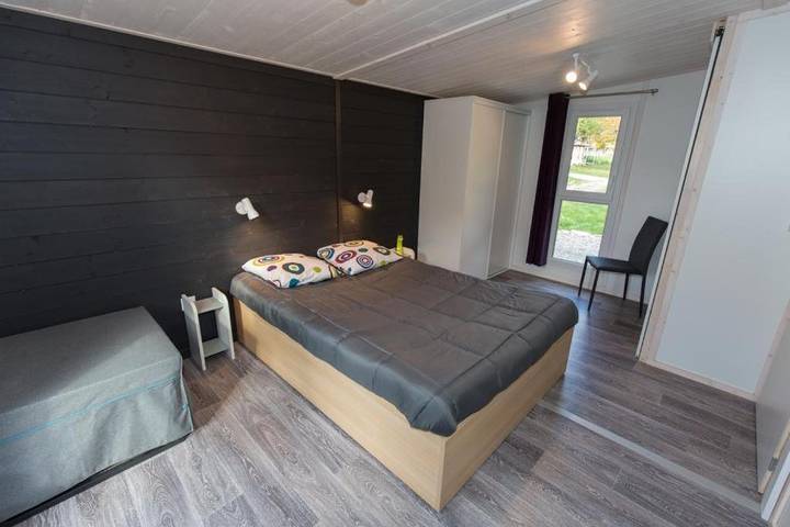 Location de vacances pour 4 personnes, avec vue ainsi que jardin et piscine à Ancelle - 3