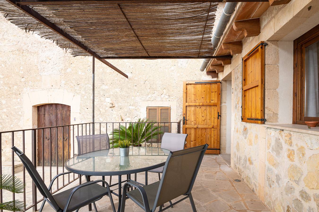 Apartamento entero, Apartamento Son Calo A by Rentallorca in Petra, Interior de Mallorca