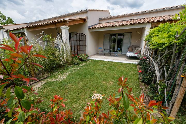 Gîte für 2 Personen, mit Terrasse und Garten in Castellane - 2