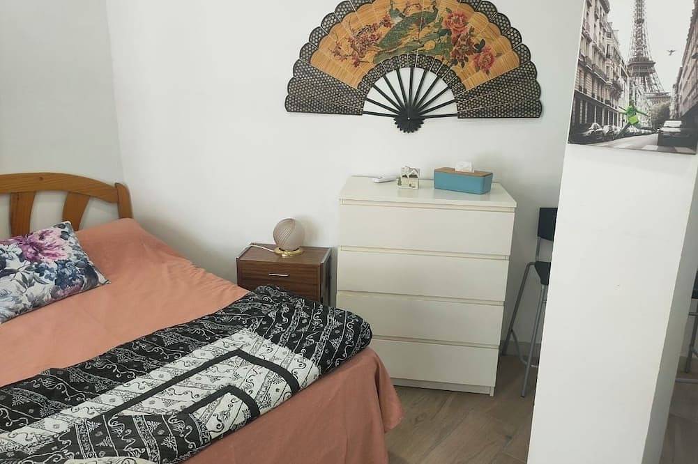 Appartement entier, Casa 2 en Madrid in Tetuán, Madrid