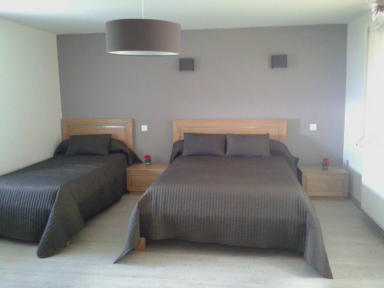 Maison de vacances 'Gîte La Chartrouille' avec terrasse privée, jardin privé et Wi-Fi in Allassac, Région de Brive-la-Gaillarde