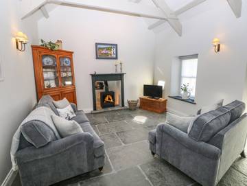 Glamping for 4 People in Pembrokeshire, South-Wales, Photo 4