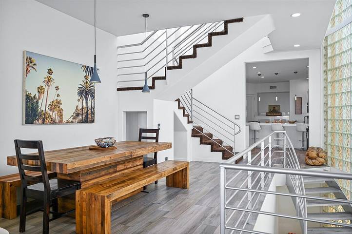 Holiday rental for 8 people, with balcony and garden in Santa Monica