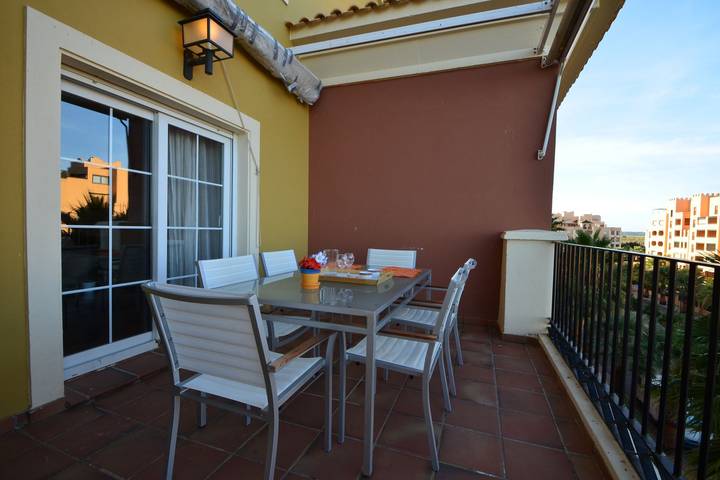 Ganze Wohnung, Ferienwohnung für 7 Personen mit Terrasse in Playa de Los Haraganes (Ayamonte), Ayamonte