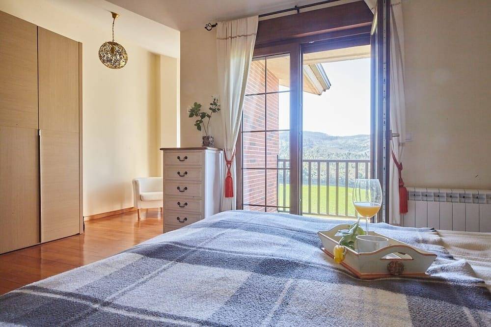 Home in Comillas · 3 bedrooms · 4 beds · 3 baths in Ruiloba, Cantabrian Coast