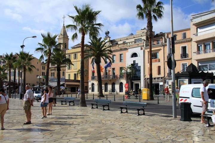 Gîte pour 4 personnes, avec terrasse dans Port de Sanary sur Mer