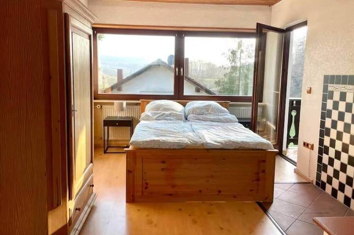 Ferienhaus für 30 Personen, mit Balkon an der Bergstraße - 4