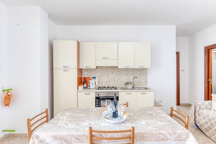 Entire apartment, Apartment 'La Casa Di Katia' with Private Terrace, Wi-Fi and Air Conditioning in Castro (Lecce), Lecce Province