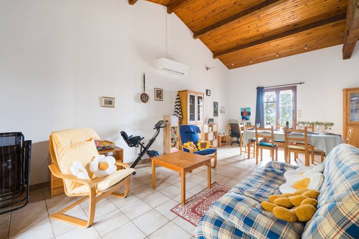 Location de vacances pour 7 personnes, avec terrasse et jardin à Beaulieu (Largentière)
