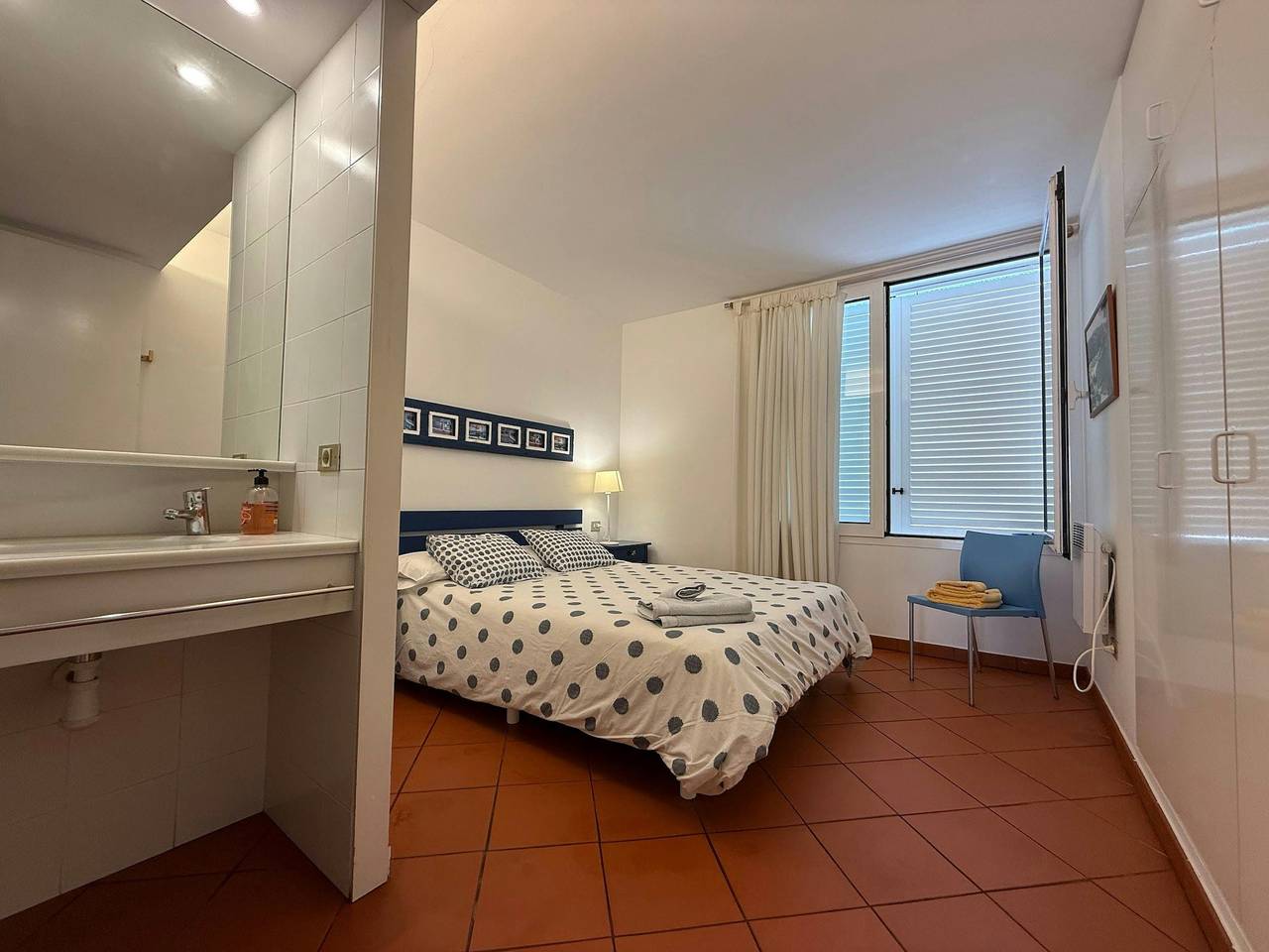 Appartement entier, Tamariu Beach 1: Beachfront Home with wifi & views in Aigua Xelida, Tamariu