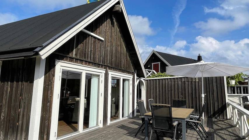 Ferienhaus für 10 Personen, mit Whirlpool und Terrasse