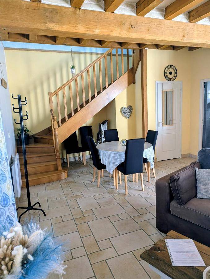 Location de vacances pour 5 personnes, avec Terrasse ainsi que Jardin et Vue à Chablis - 4