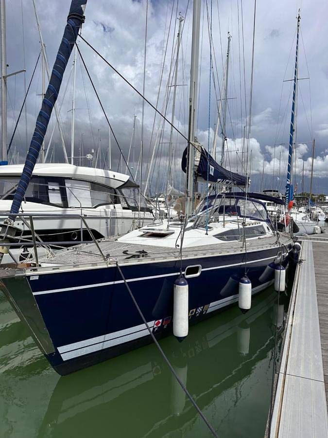 Bateau pour 6 personnes, avec terrasse et vue, animaux acceptés en Charente-Maritime