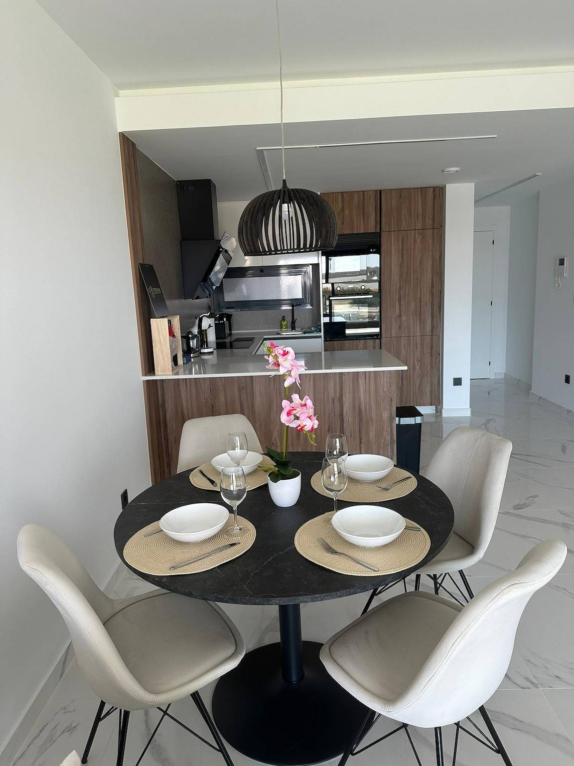 Appartement entier, Appartement de vacances pour 6 personnes avec balcon in Playa Moncayo, Guardamar del Segura