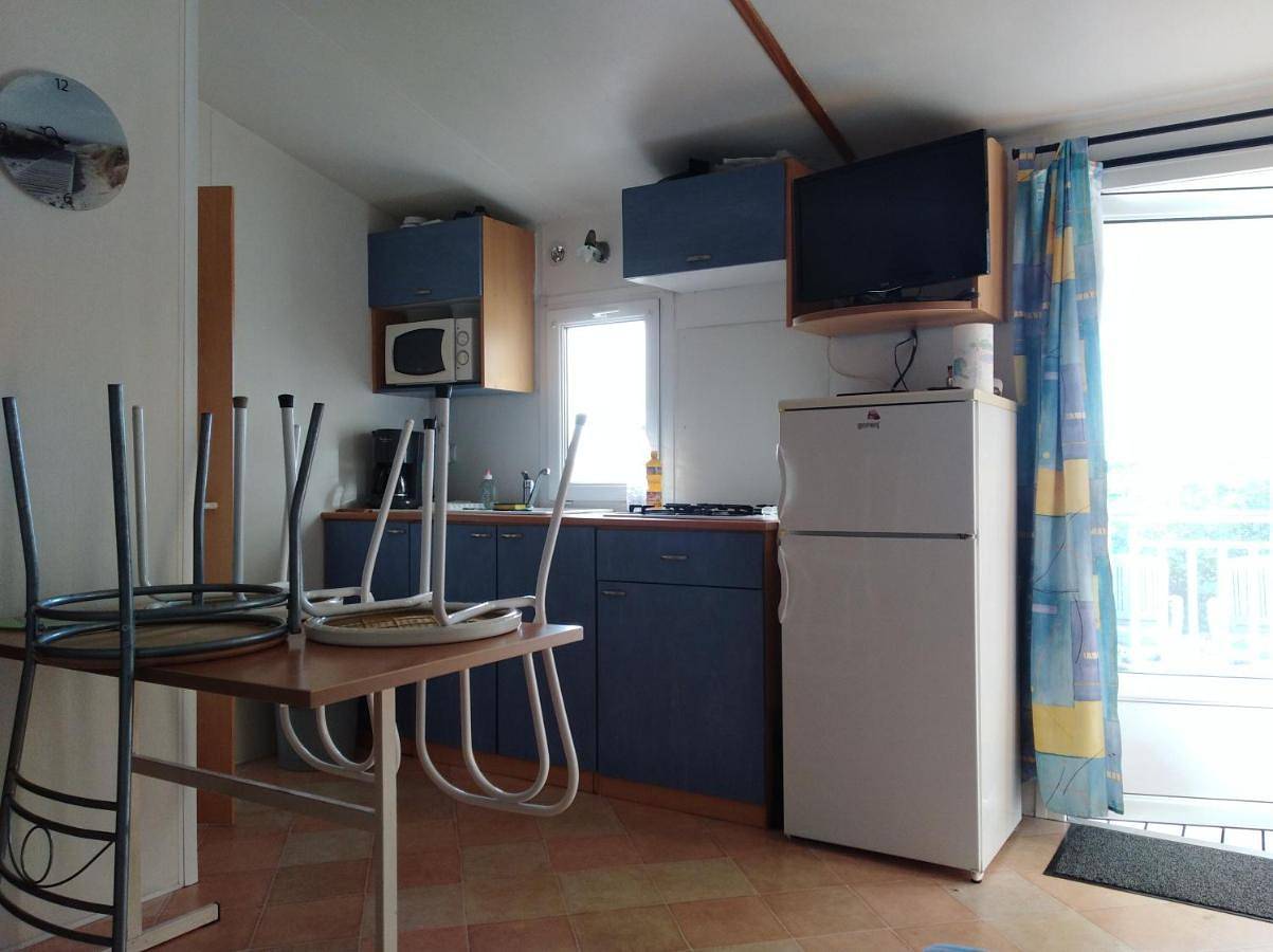 Mobil Home Camping New Day in Vic-la-Gardiole, Côte méditerranéenne (France)