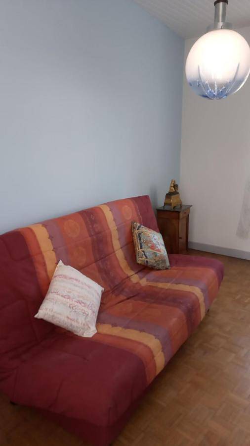 Location de vacances pour 5 personnes, avec vue ainsi que jardin et terrasse à Nantoux - 2