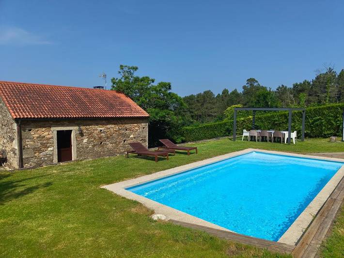Ferienhaus für 7 Personen, mit Ausblick und Terrasse sowie Pool, mit Haustier - 1