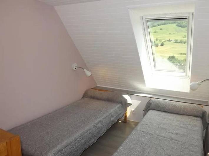 Gîte pour 6 personnes, avec terrasse, animaux acceptés à Le Claux - 3