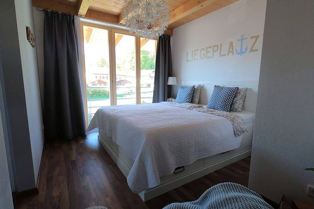 Ganze Wohnung, Apartment Schellenberg 20 exklusiv ausgestattet m. extra Sz, Balkon u. Terrasse in Bergen (Chiemgau), Chiemsee