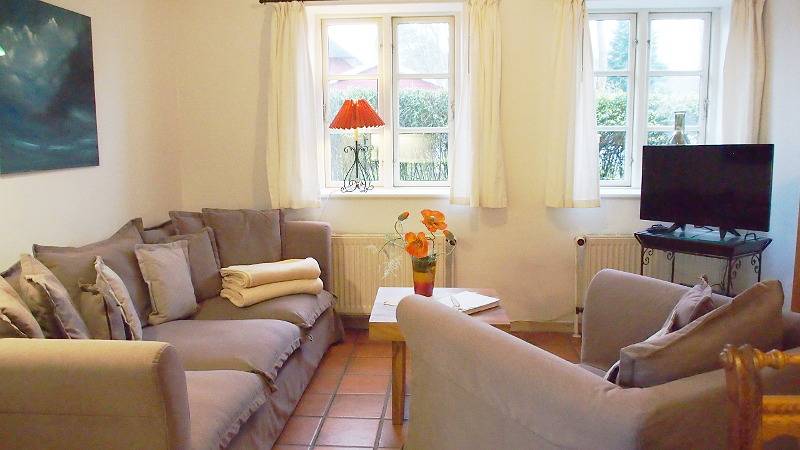 Ferienwohnung für 4 Personen, mit Terrasse und Garten in Nebel - 4