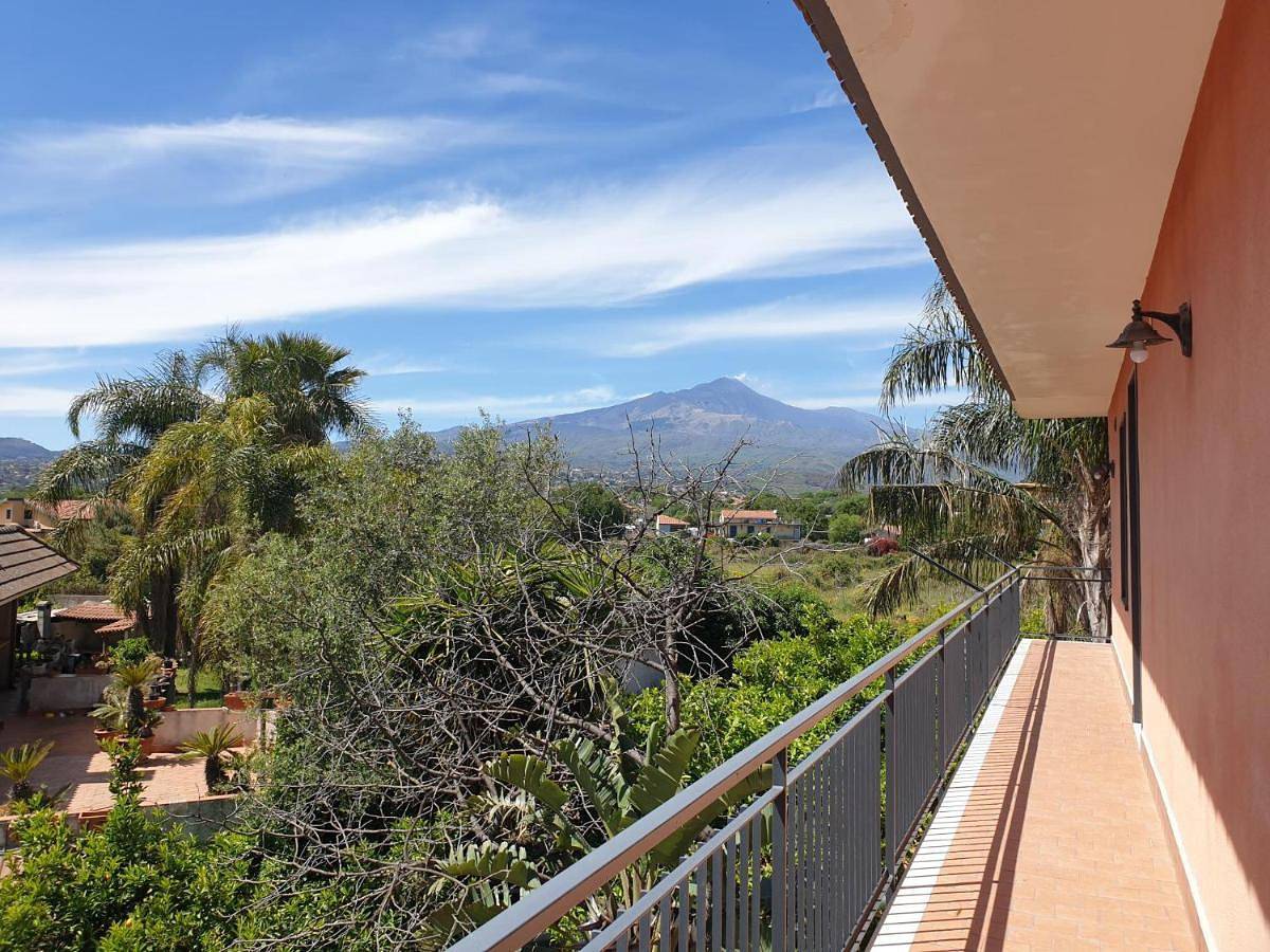 Appartamento intero, Two-Bedroom Apartment with Balcony in Valverde (Catania), Catania e dintorni