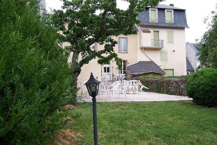 Gîte pour 6 personnes, avec Terrasse ainsi que Jardin et Vue