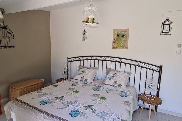 Location de vacances pour 4 personnes, avec jardin et terrasse à Cardet - 3