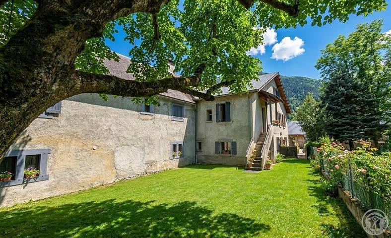 Gîte pour 3 personnes, avec jardin à Bazus-Aure - 3