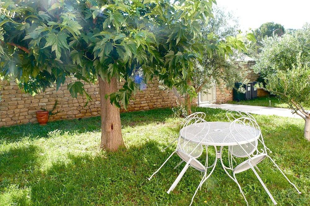Apartamento entero, Turista amueblado 3 *** en Villa piscina cerca de Avignon in Pujaut, Region de Nimes