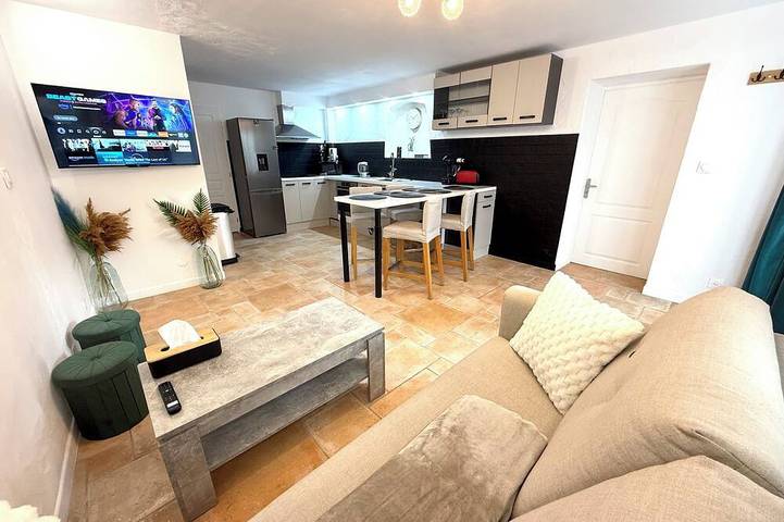 Gîte pour 6 personnes, avec jacuzzi dans Publier Amphion