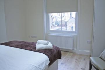 Holiday Letting for 2 People in Kensington And Chelsea, London, Photo 4