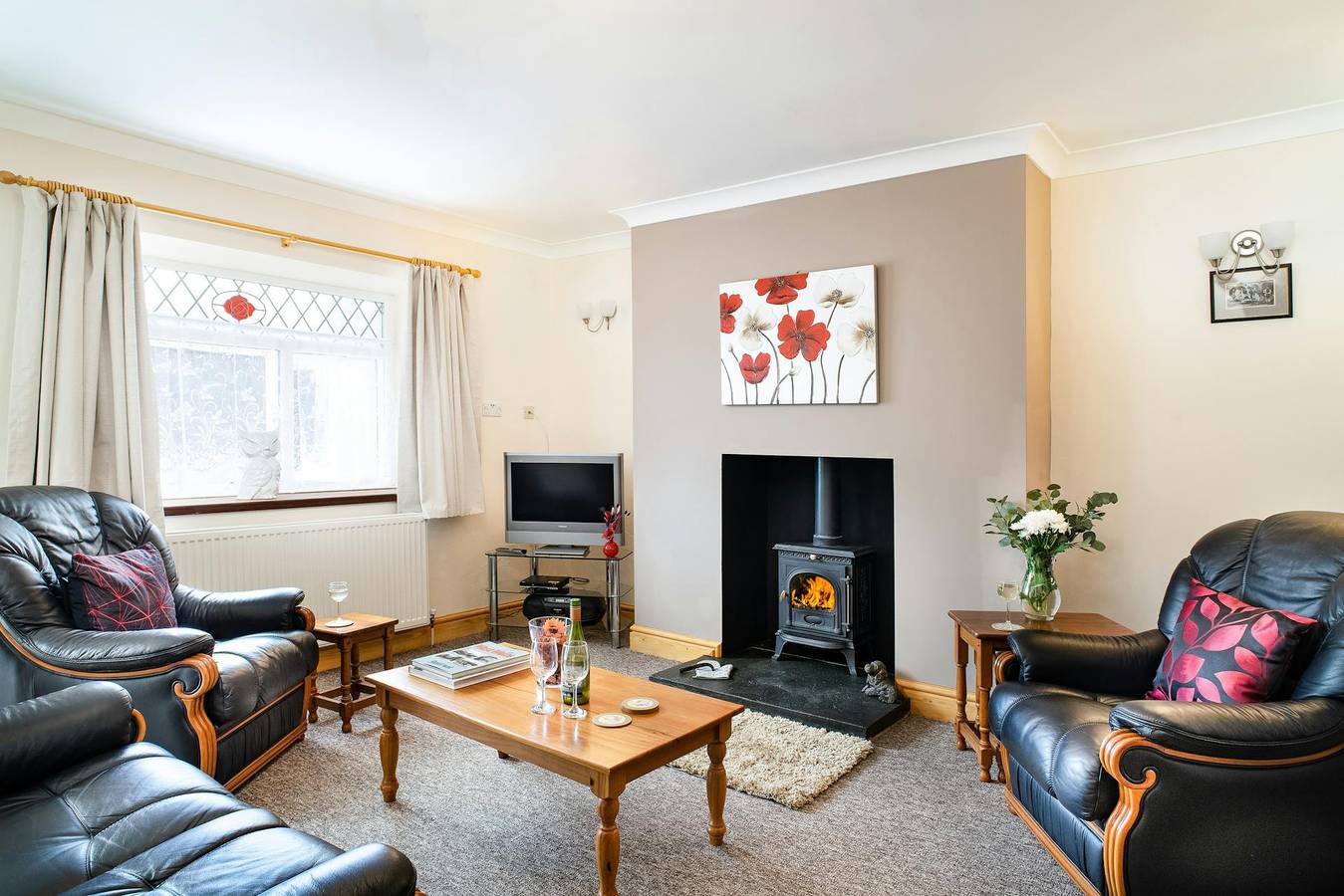 2 Rock Cottage, Llansteffan in Carmarthenshire